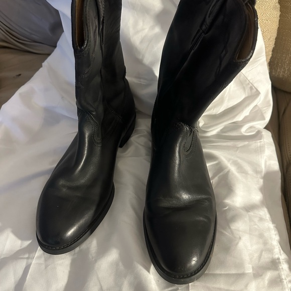 Used boots - Picture 1 of 12